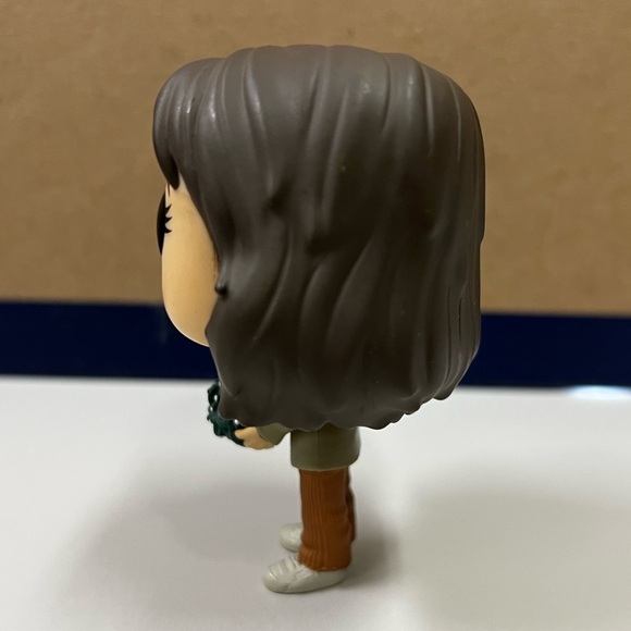 Funko POP! Television - Stranger Things - Joyce with Lights #436 Vinyl Figure - Picture 2 of 7